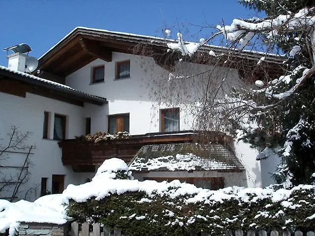 Landhaus Brigitta Innsbruck 0*,